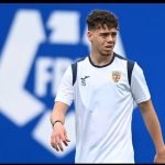 Ajax en Rapid București zijn in onderhandeling over de transfer van een talent dat de plek van Jorrel Hato moet innemen.