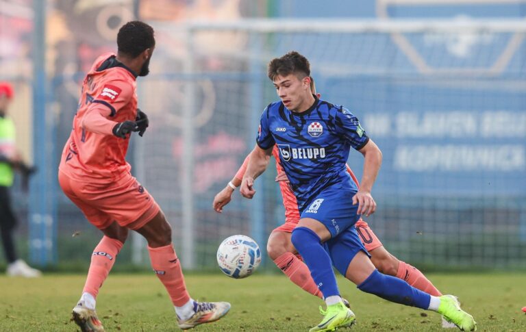 Koprivnica: Susret Slaven Belupa i Osijeka u 15. kolu SuperSport HNL-a